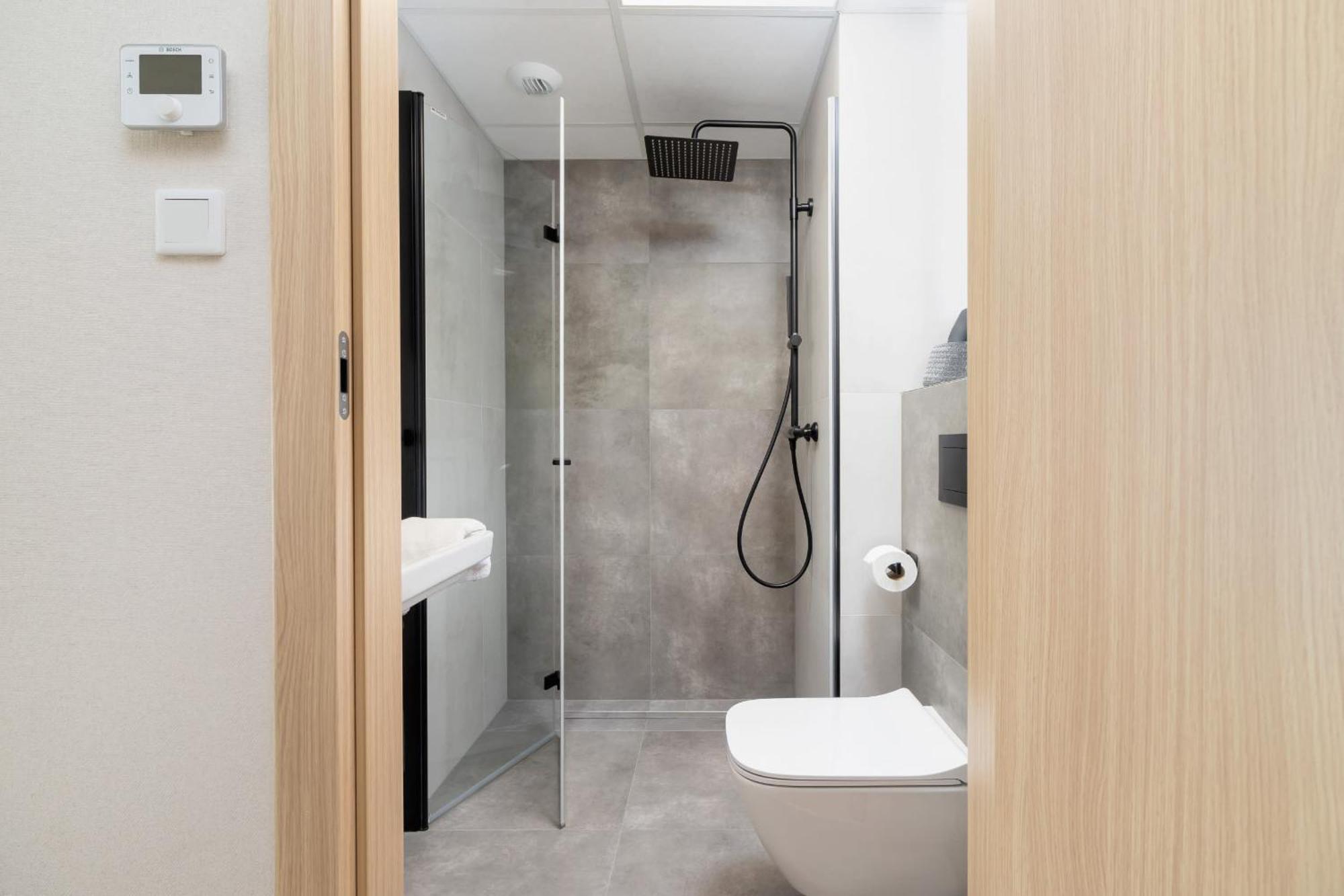 Modern Studios With Air Conditioning In Downtown Krakow By Noclegi Renters Екстер'єр фото